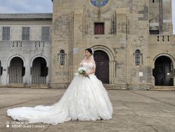 -现代经典婚纱摄影