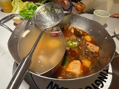 -左庭右院鲜牛肉火锅(七宝领展广场店)