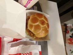 -麦当劳(虹梅路地铁站店)