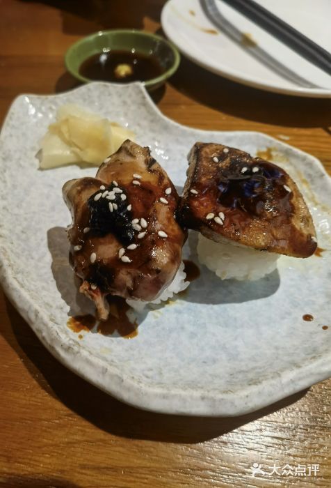 有喜屋·鲜鸡板前烧鸟(徐家汇店)鹅肝寿司图片