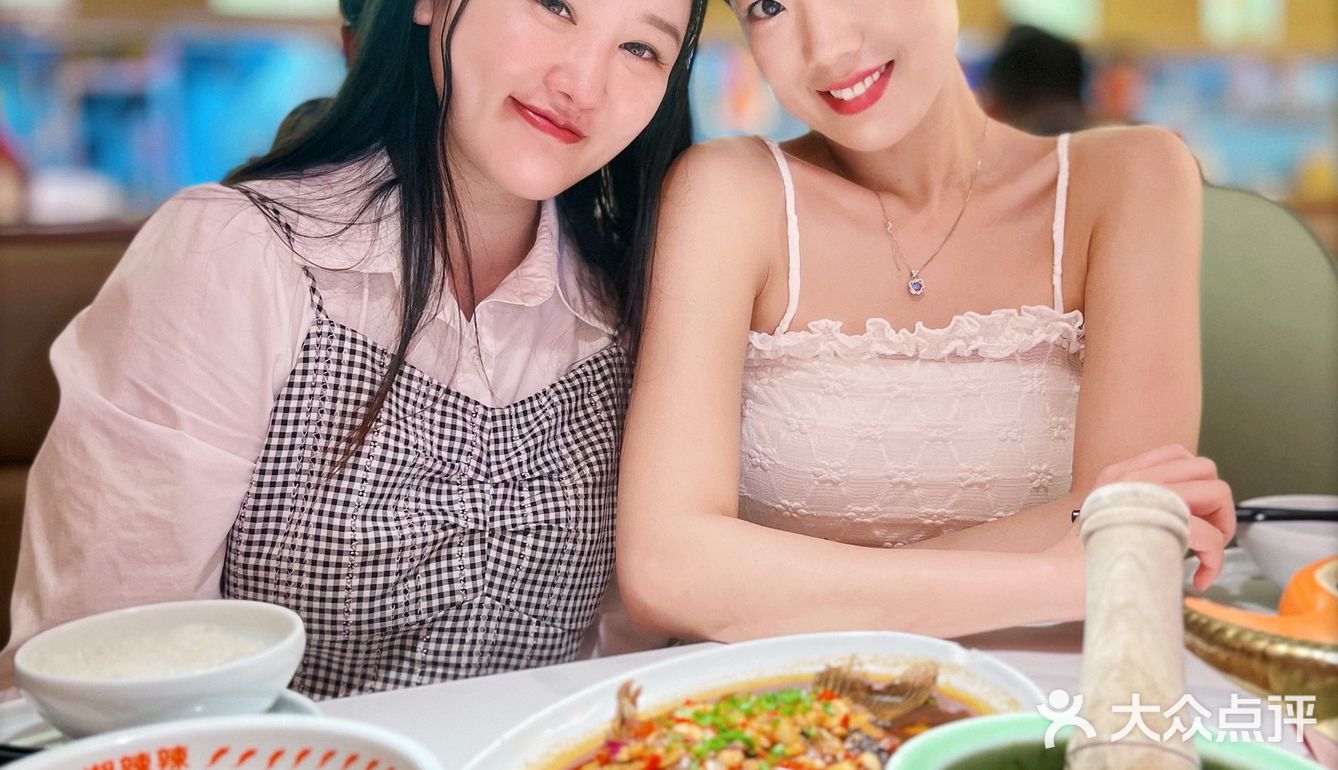 和微胖版“关晓彤”姐妹的约会