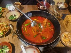 -贵厨酸汤牛肉(小十字店)