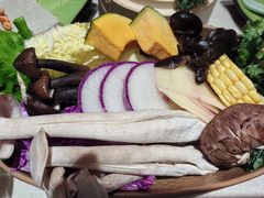-一叶一世界·素食餐厅(锦华万达店)