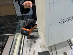 -Alexander McQueen(远洋太古里店)