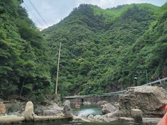 -安吉龙王山峡谷漂流
