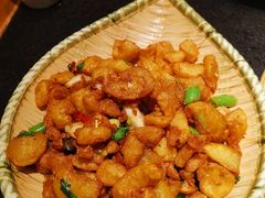 -万重锦·人文川菜馆(骡马市店)