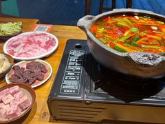 -张夺威·贵州酸汤牛肉火锅(上海首店)