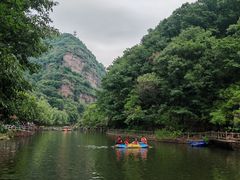 -龙潭大峡谷