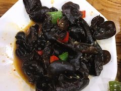 -鱼众不同·鸡公煲·烤全鱼(国顺路店)