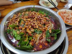 -周良天山牛杂城(天山路总店)