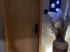 -闲隅江景艺术酒店(解放碑洪崖洞总店)