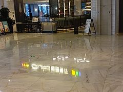 -港丽餐厅(高德置地店)