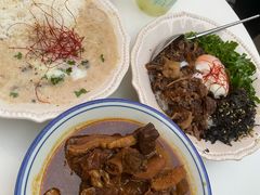 -CowCow其其·牛杂咖啡公司(六运店)