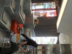 -喧闹·东方大气茶(鹅岭二厂店)