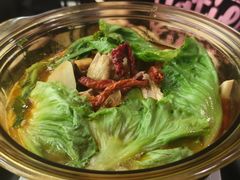 -满格嗦新疆椒麻鸡火锅.炒米粉(川大江安校区店)