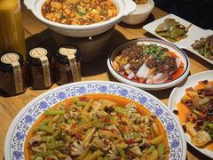 -小三峡食府(西五路店)
