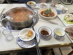 -苗岭鱼乡贵州凯里红酸汤鱼火锅