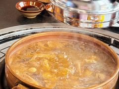-阿山卓·野生菌火锅·纳西火塘烤肉
