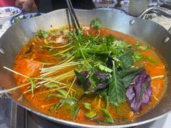 -王奋斗贵州酸汤牛肉火锅