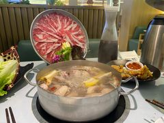 -椰小婉·原生态椰子鸡(百信广场店)