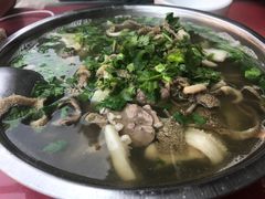 -谢老五跷脚牛肉·非遗传承店