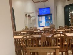 大堂-小满手工粉(上海品尊国际店)