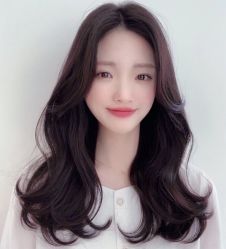 -HAIR CORNER