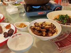 -老鼎万春卤菜(五代传承创始老店)