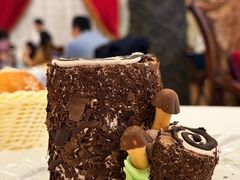 招牌树根蛋糕-莫斯科餐厅