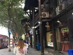 -颜氏双江清水鱼一养身火锅(磁器口店)