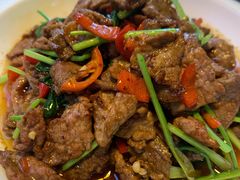小炒黄牛肉-湘西酒楼(虬江路店)