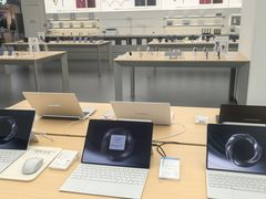 -华为授权体验店(中山公园来福士)