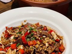 -黄泥岗·地道湖北菜(奥特莱斯店)