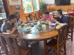 -芦茨金富饭庄·25年老字号·专做稻草鸡