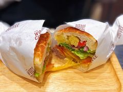 美式牛肉三明治-THE WOODS 简餐 (国贸商城店)