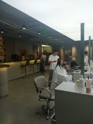 -变画·发型STUDIO