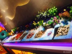 -荣誉国际酒店-云顶旋转餐厅