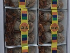 -上海龙吴水胜海发市场