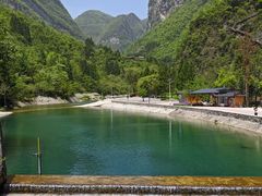 -鹿院坪生态旅游景区