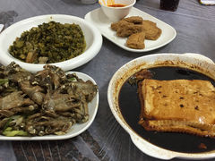 -唔呶喔哩酒家(生产街店)