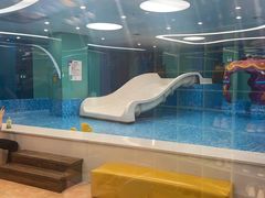 -Swim斯卫姆国际儿童游泳中心(红博中央公园店)