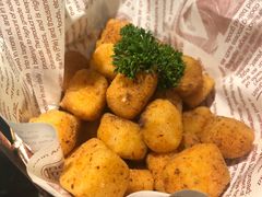 很脆的松露豆腐-新白鹿餐厅(金鹰新街口店)