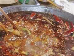 -黄潇洒老火锅(九眼桥宏济巷店)