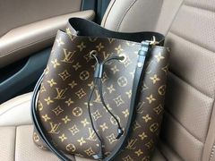 -路易·威登(香榭丽舍大道店)