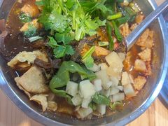 -柳州肥姨妈大骨螺蛳粉(东靖路店)