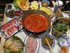 -王奋斗贵州酸汤牛肉火锅