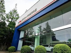 -上海和裕一汽丰田4S店(七宝店)