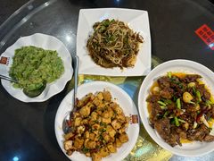 -瑞丰园庭院餐厅·白族传统家常菜
