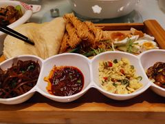 烙馍四宝拼-解家河南菜(商鼎路店)