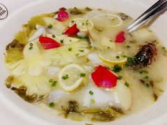 -江渔儿酸菜鱼(东二环泰禾店)